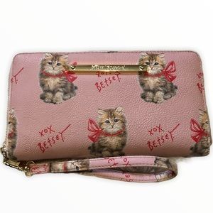 Love Betsy Kitten Wallet/Wristlet